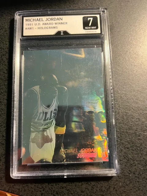 MICHAEL JORDAN 1991 U.D. AWARD WINNER HOLOGRAM #AW1--GRADED 7