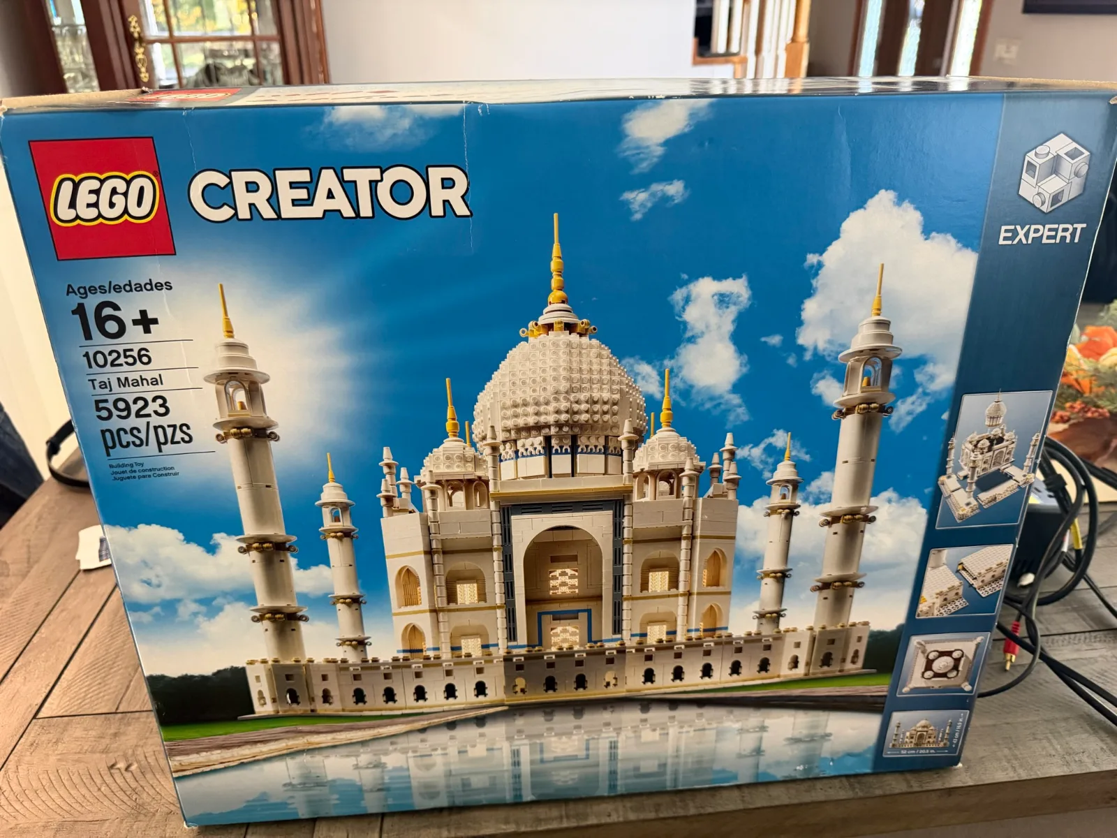 LEGO Creator Expert Taj Mahal Set 10256 Box